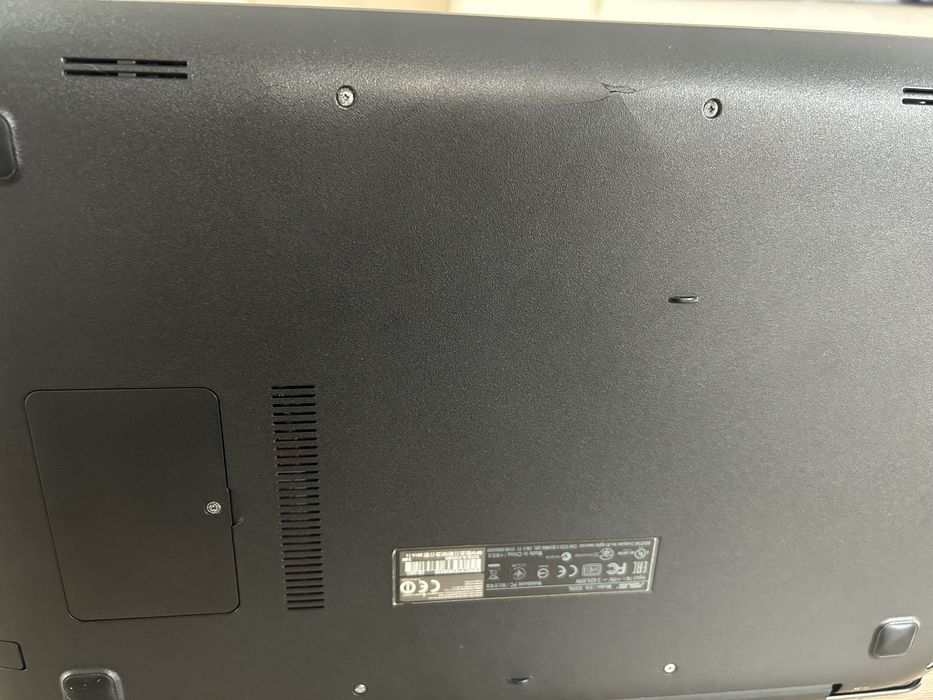 Laptop Asus X555L pentru piese