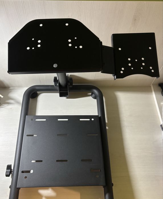 De vanzare Volan Logitech g29 cu pedale +schimbator+stand