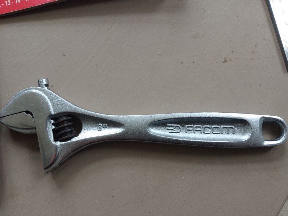 Facom -ключове, гидория, шестограми