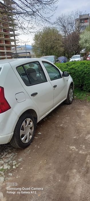 Vând Dacia Sandero