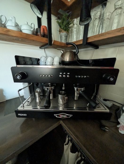Mașina de cafea profesionala