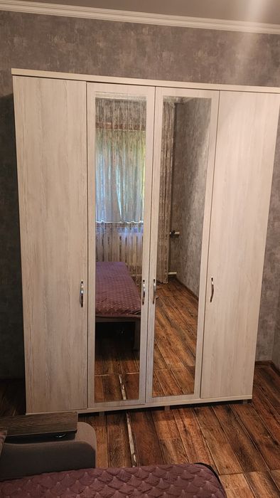 Шкаф  распашной 4 двери