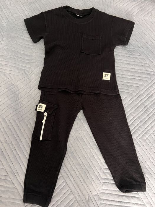 Продам детские вещи