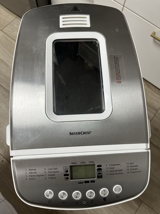Vând mașină de făcut pâine Silvercrest