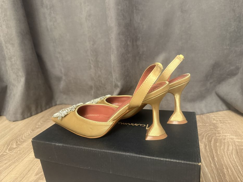 Туфельки в стиле Amina Muaddi