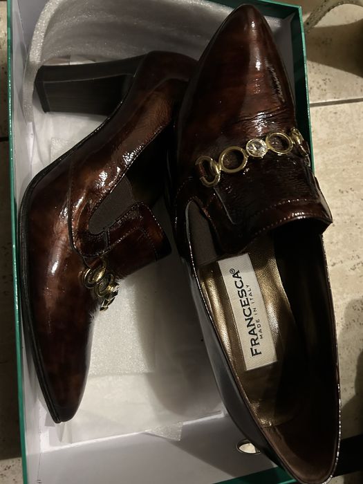 Туфли лаковые, закрытые