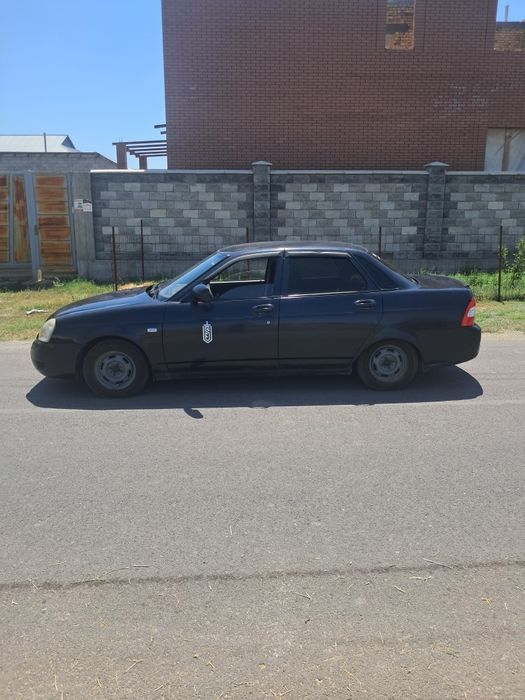 Продам приору срочно