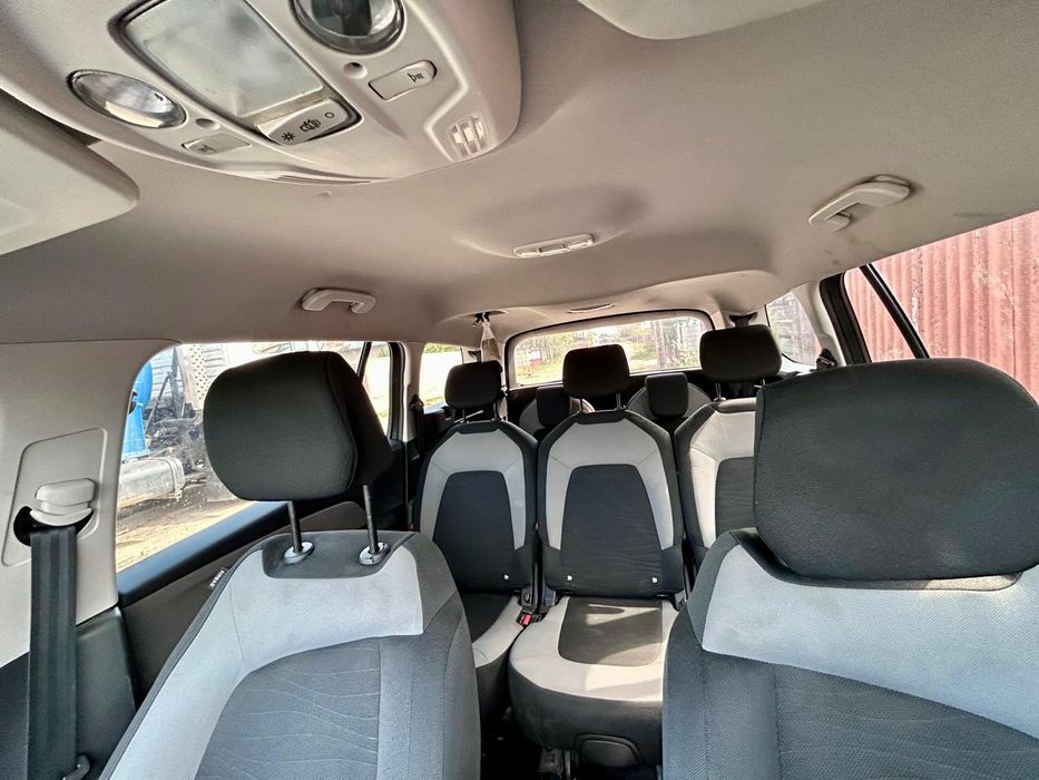 Proprietar ,Vând Citroen C4 Grand Picasso 2015-10 ,euro 6 !