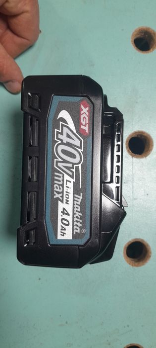 Аккумулятор MAKITA XGT BL4040