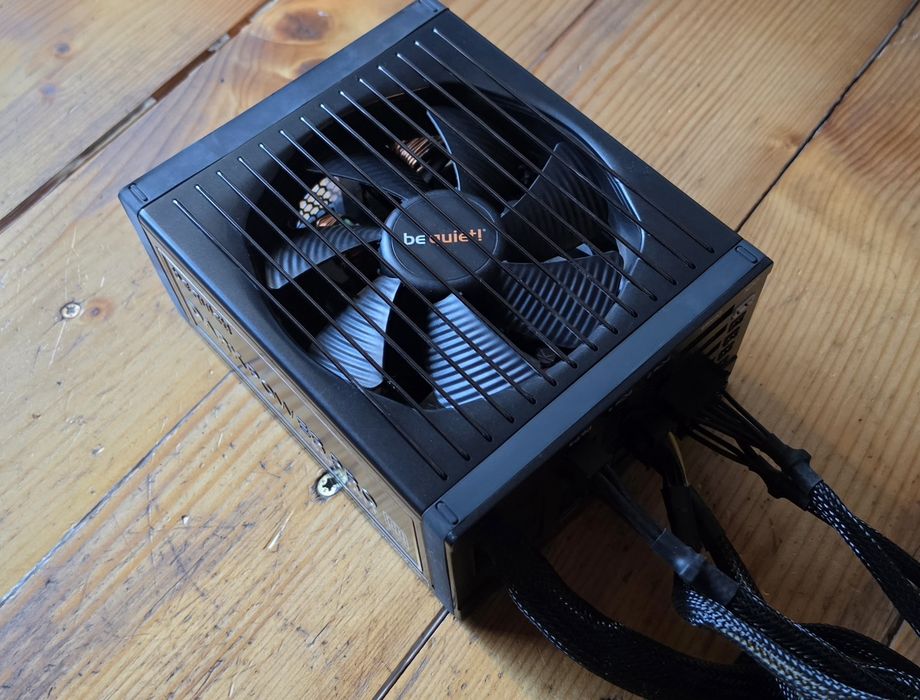 Sursa gaming be Quiet! Dark Power Pro 550W certificare 80 Plus Platinum