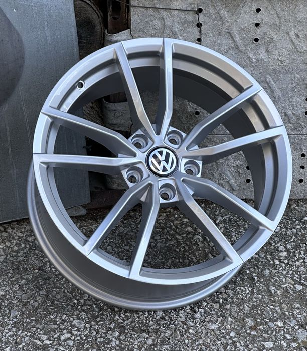 Джанти за Фолкваген Volkswagen 17 “ цола 5х112 чисто нови Golf Passat