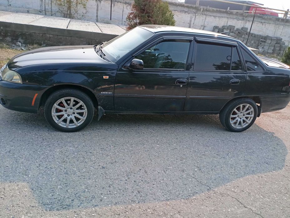 Продается Нексия 2 люкс мотор 1.6