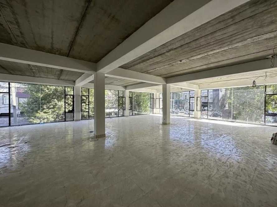 Здание 1300 м² Бадамзар| Первая линия | С арендаторами