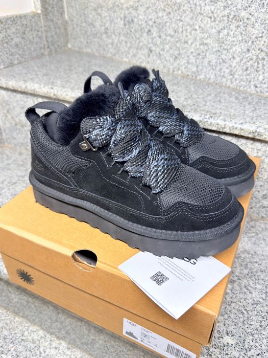 UGG Lowmel Negri Noi, in cutie