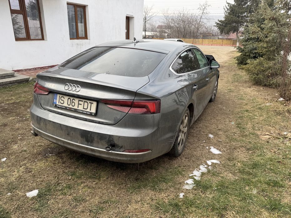 Audi A5 2.0 TDI mild Hybrid avariat