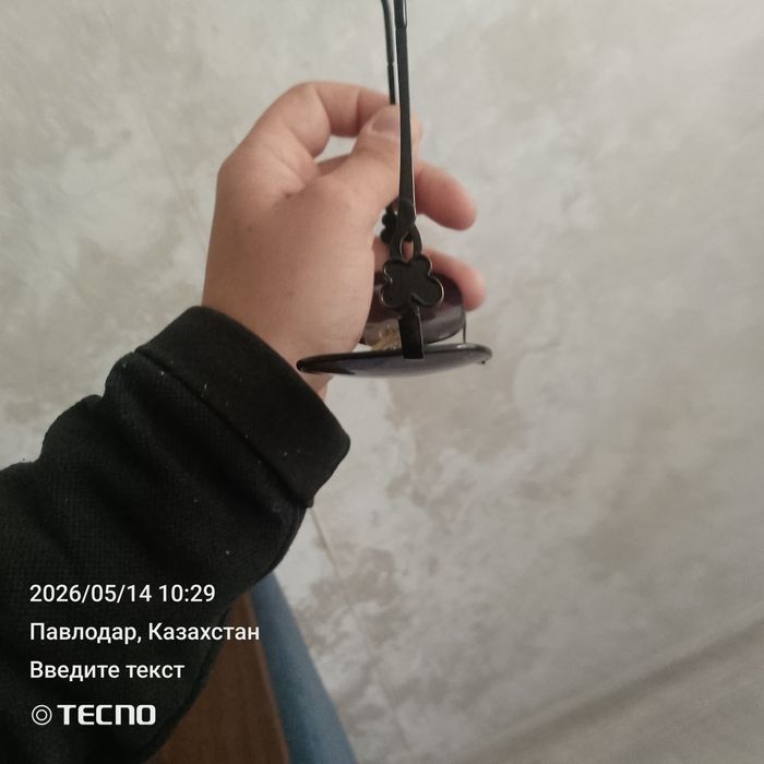 Продам срочно солнечнык очки