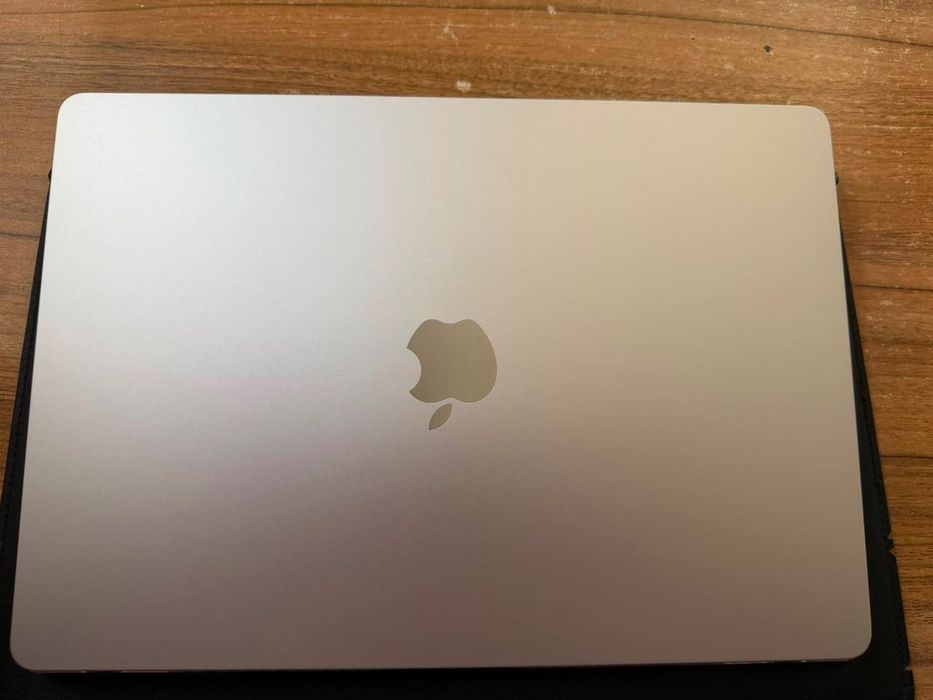 MacBook Air 15.3 M4 2025