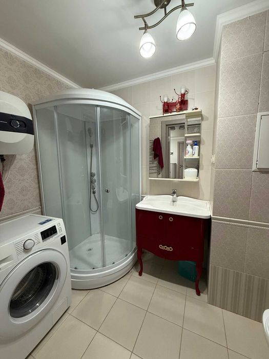 продам 4 ком квартиру в ЦЕНТРЕ