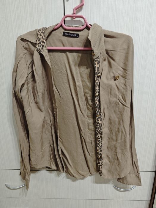 Риза Roberto Cavalli