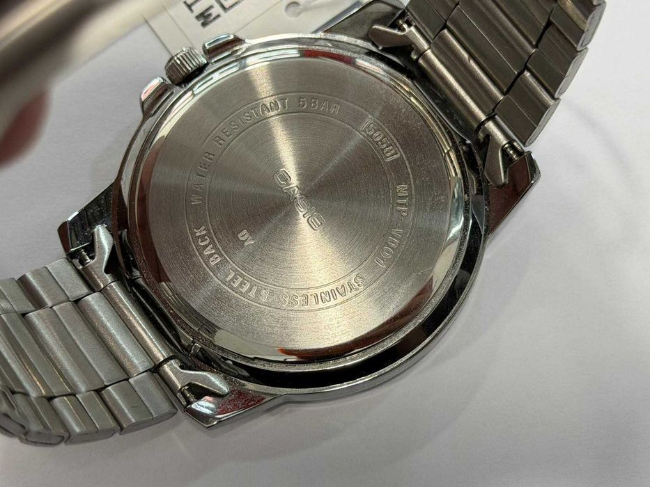 Casio Collection MTP-VD01D-2EVUDF