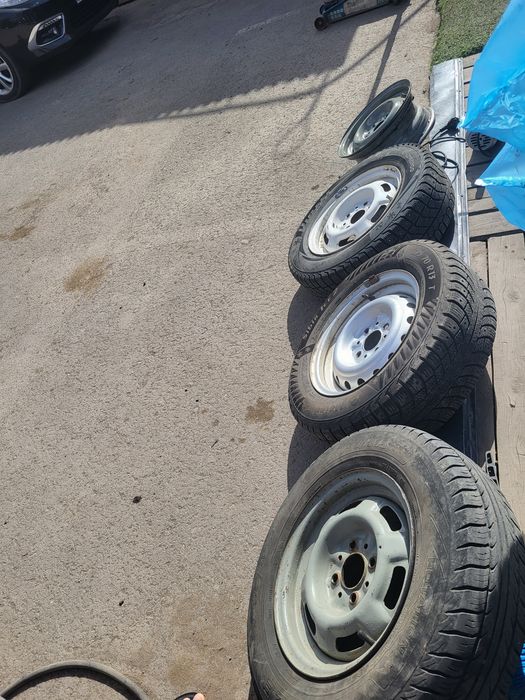 Продам диски  шины