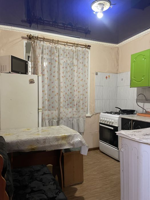 Сдаю- 1-ю.кв. на 2 мкр.