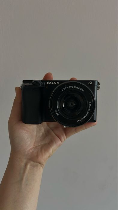 Sony alpha 6400 camera