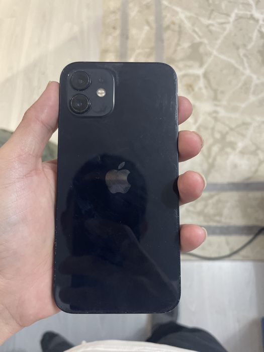 Iphone 12 128 гиг в отличном состояний