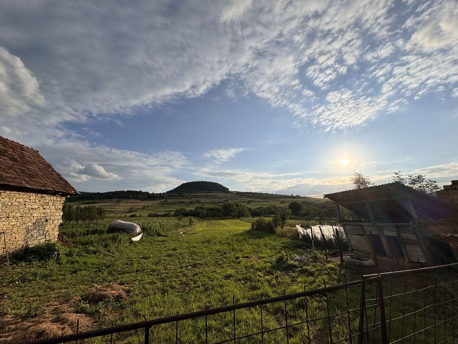 Casa  Cornesti  4.130 mp, centrul comunei Cornesti, Cluj
