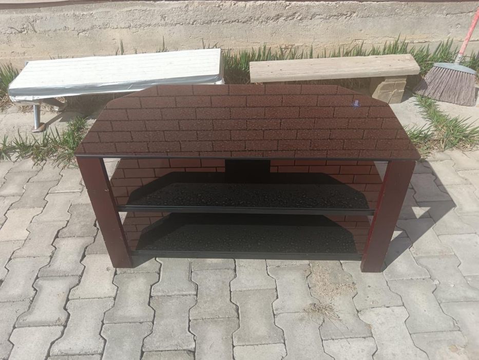 Продам  телевизионную тумбу