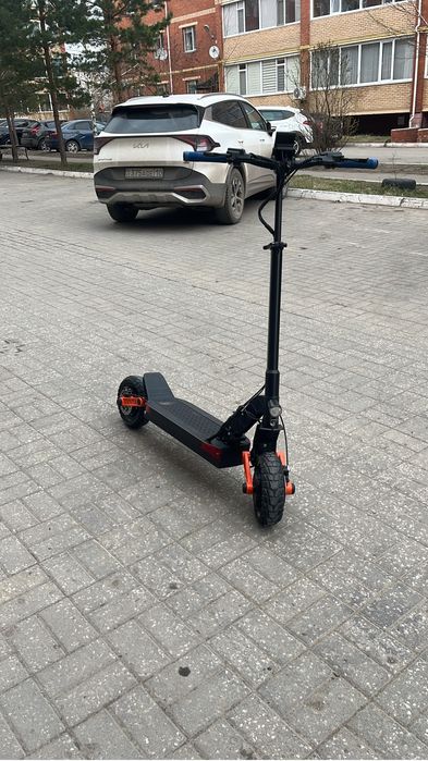 Продам электросамокат
