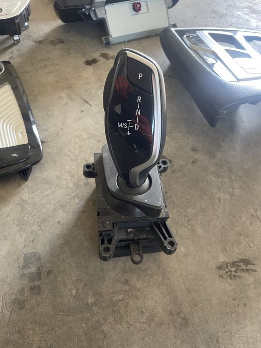 Selector cutie de viteze BMW g11 g12 seria 7 volan stanga / europa