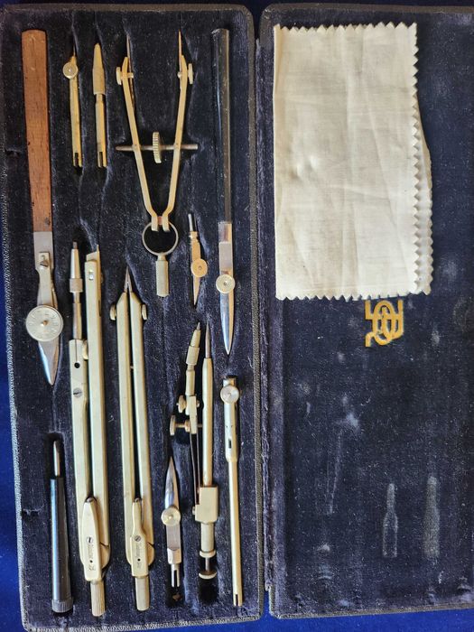 пергели Richter Kopernikus VII, стари:мед.чукче,зъб.кука,мини кантарче