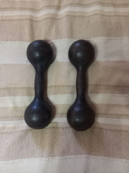Срочно продам Советские гантели.