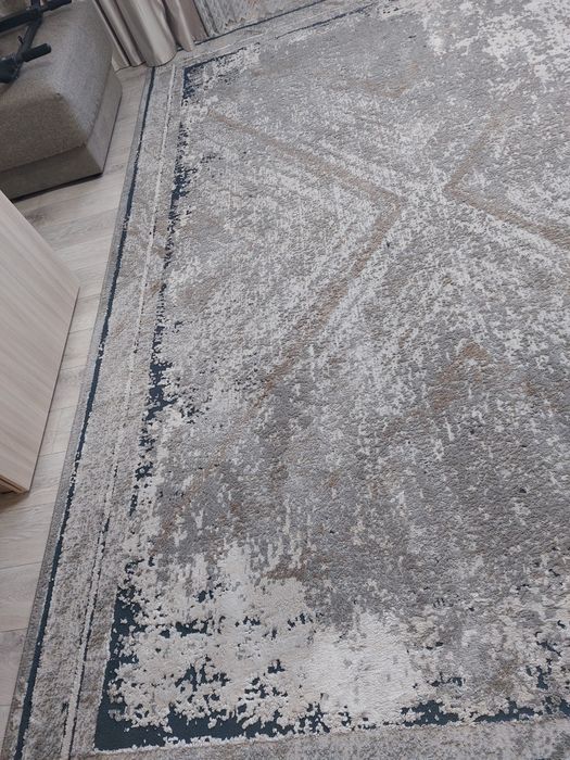 Продам Ковёр ...