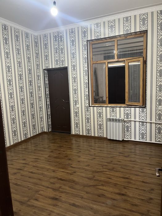 Kotedj sotiladi 1,33 sotx 5xona va oshxona yashashga tayyor uy