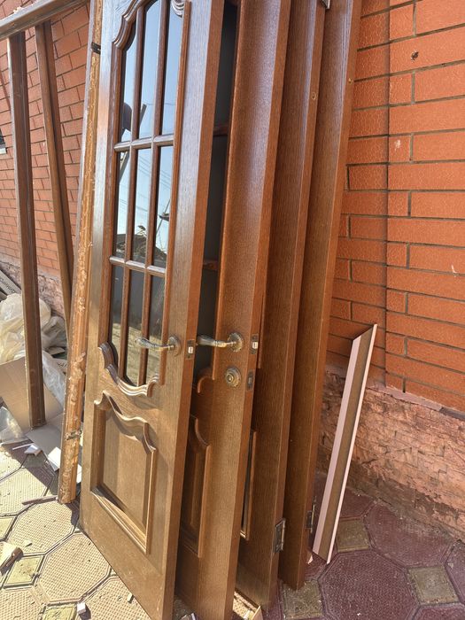 Б/у двери межкомнатные