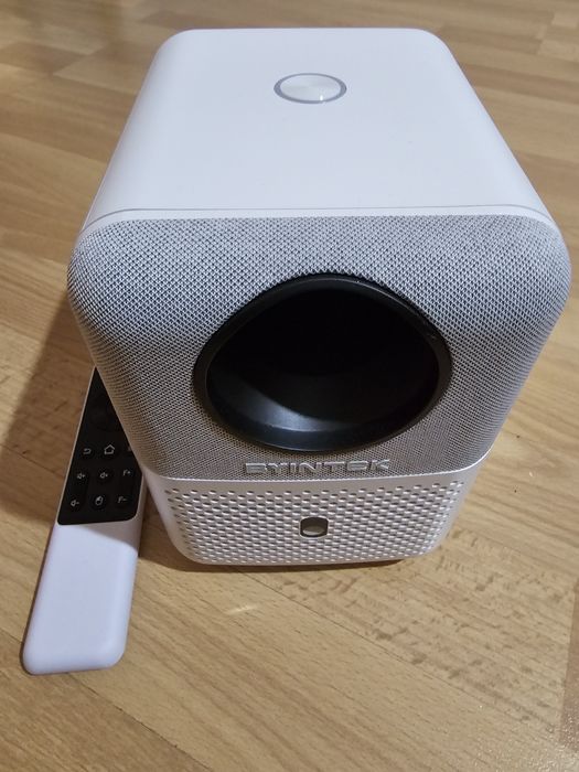 Byintek видеопроектор 4K поддръжка, Bluetooth,