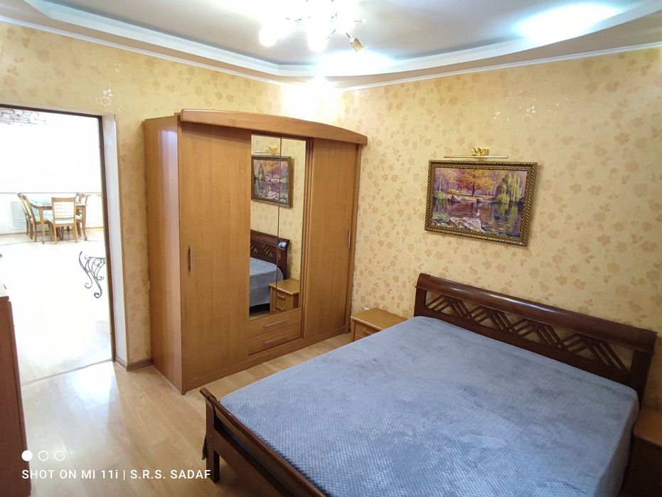 3 комнатная Шота Руставели парк Бабура Цветочный базар