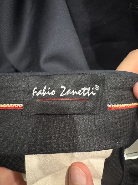 Тъмносин мъжки официален костюм - сако и панталон - италиански