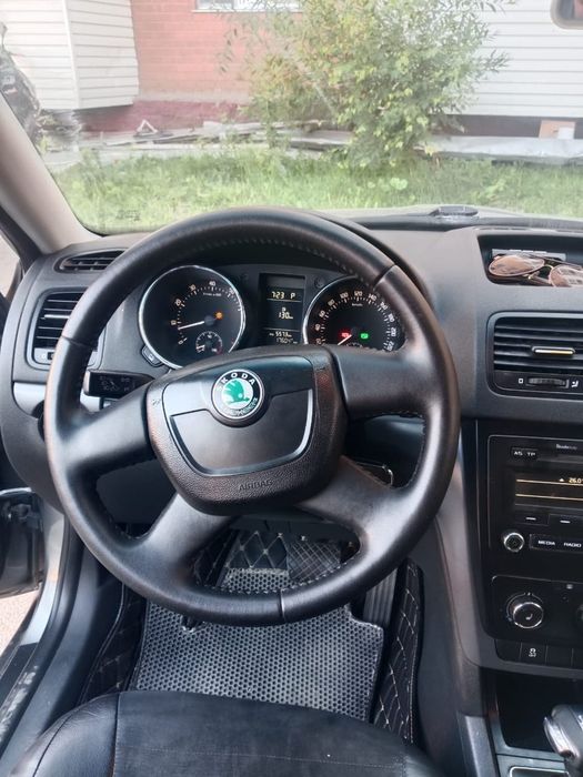 Шкода йети кроссовер 1,8 объем