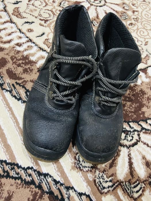 Продам спецобувь