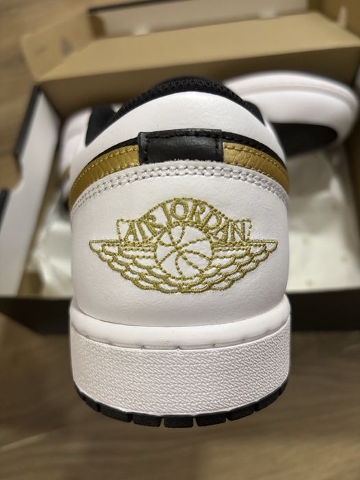 Обувки Jordan 1 Low