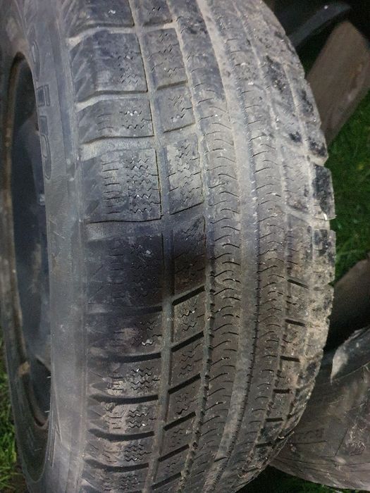 Roata completa ford,anvelope 185/65 r15