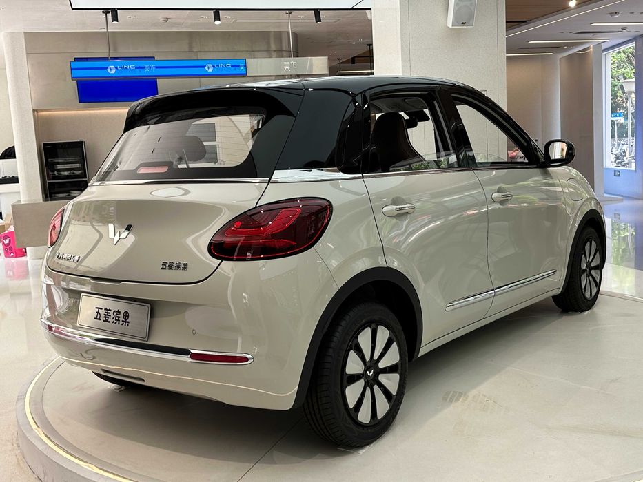 Новый электромобильGM Wuling Bingo Full,авто в Ташкенте,кредит-Uzum