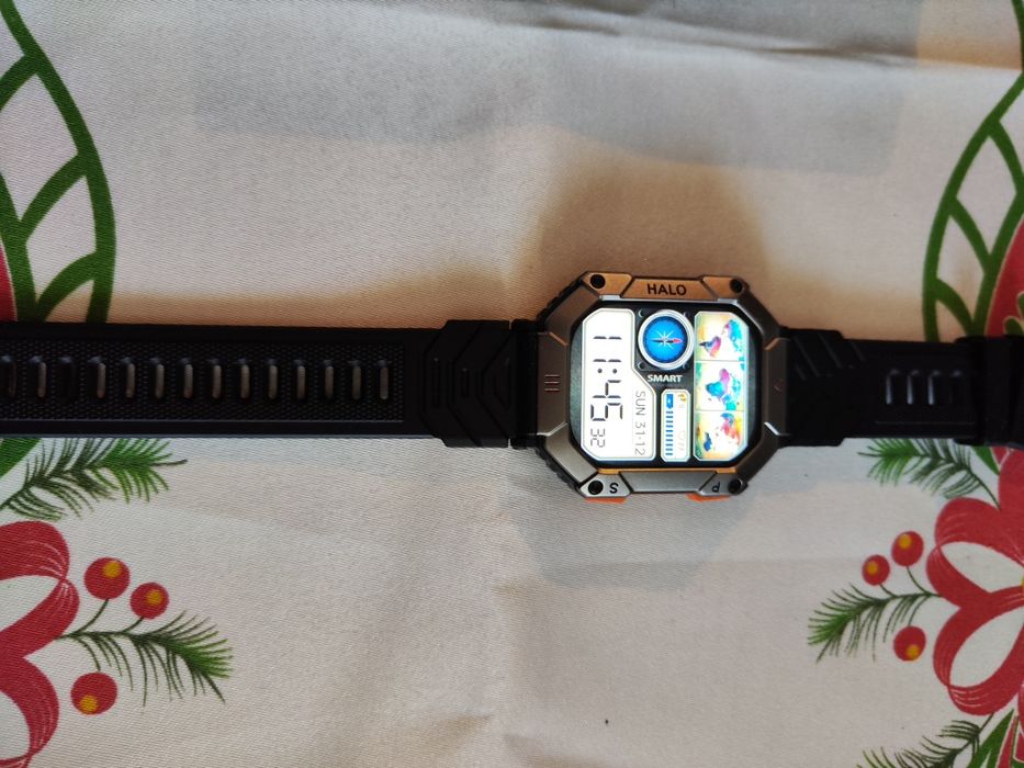 Smartwatch militar KR 80 la cutie