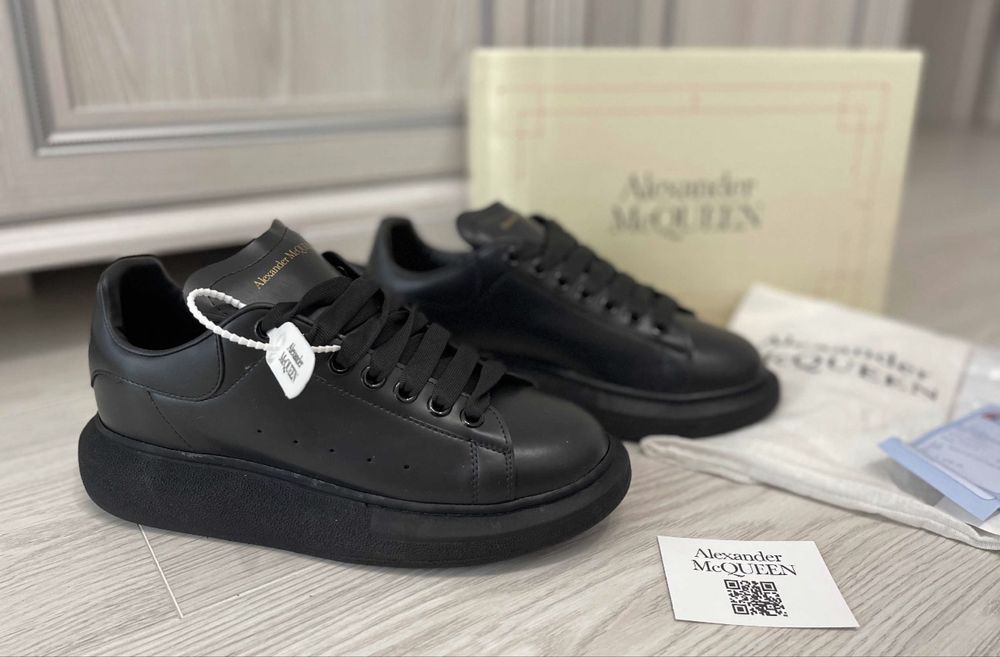Adidasi Alexander Mcqueen full black negri piele naturala