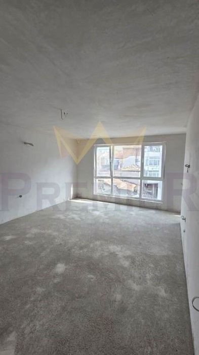 Тристаен в Бургас, Възраждане