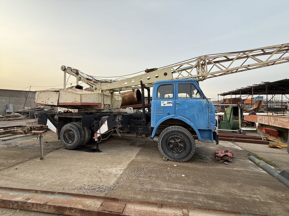 Автокран MAZ 16 тонна сотилади