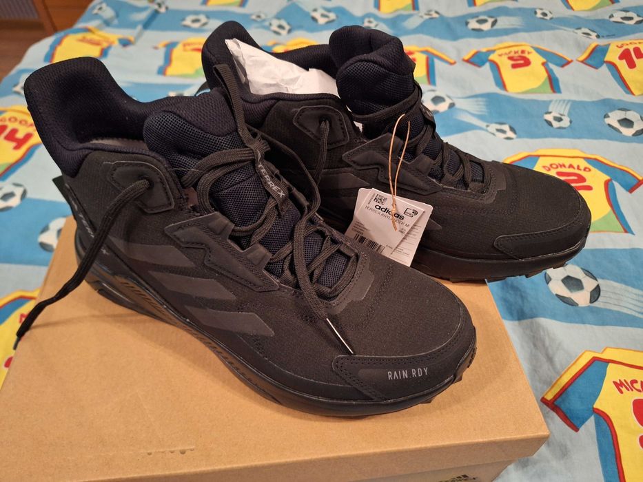 кроссовки обувь   adidas  terrex